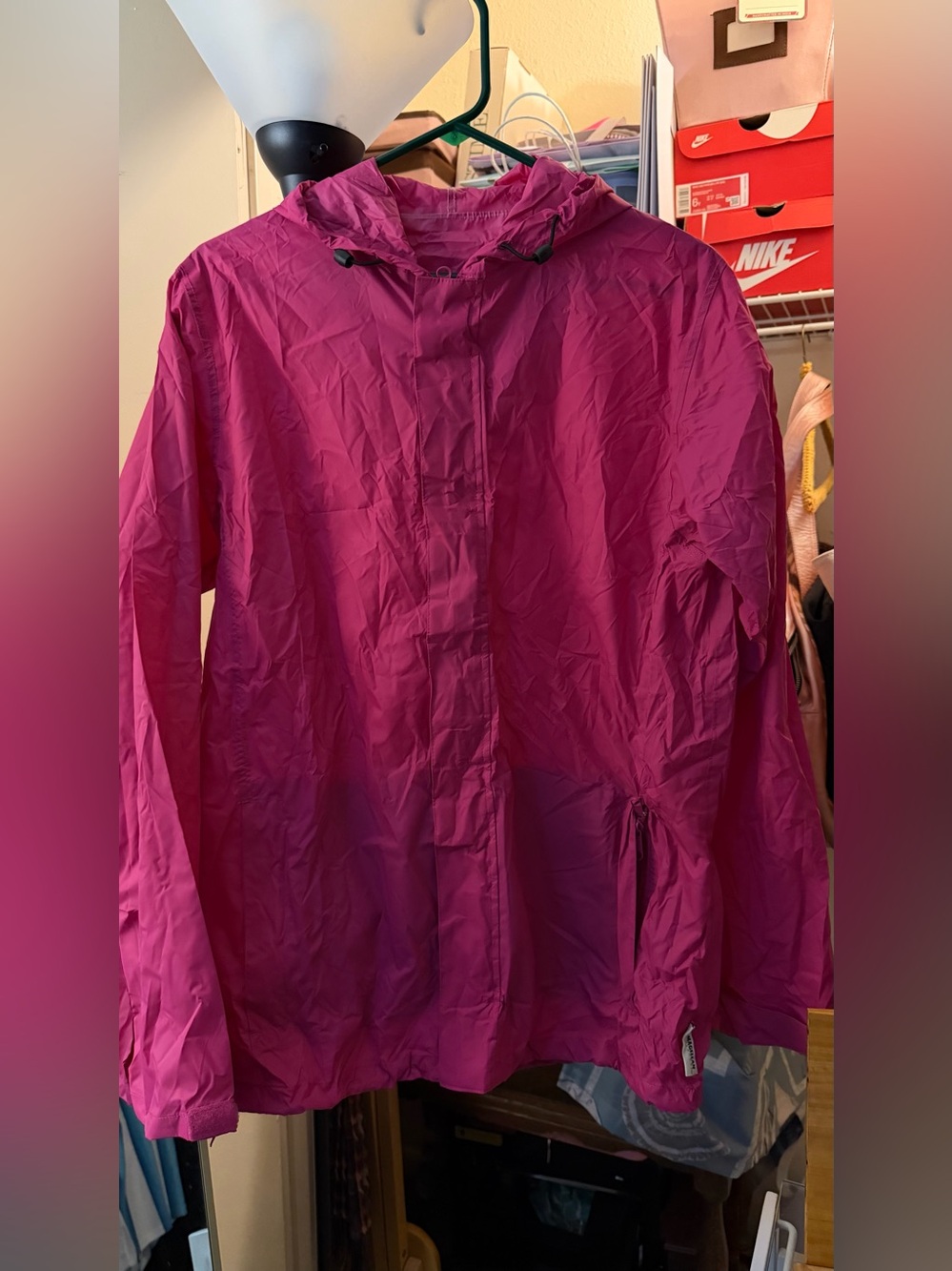Magellan Outdoors Women's Hooded Packable Windbreaker - Fuchsia